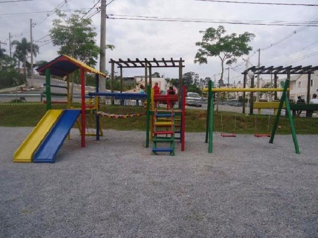 Foto 1 - Playground
